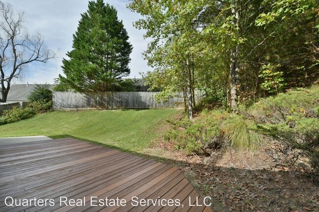 Building Photo - 3 br, 2 bath House - 2493 Somerset Place Dr.