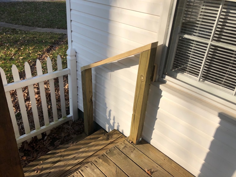 Building Photo - 3700 Washington Ave SE