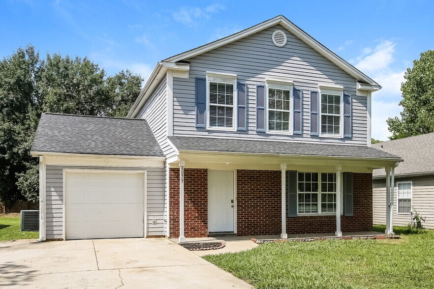 Building Photo - 3079 Champion Ln SW