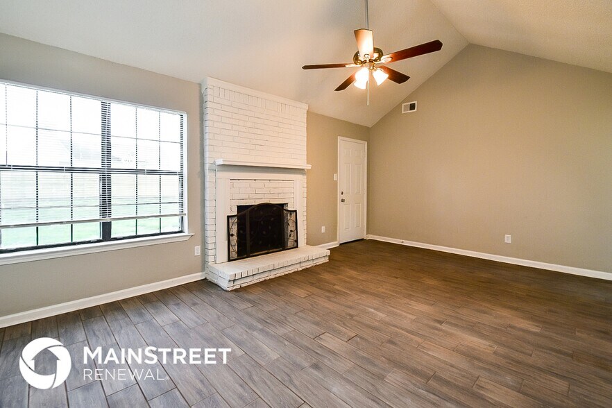 Building Photo - 10127 Stephenson Ln