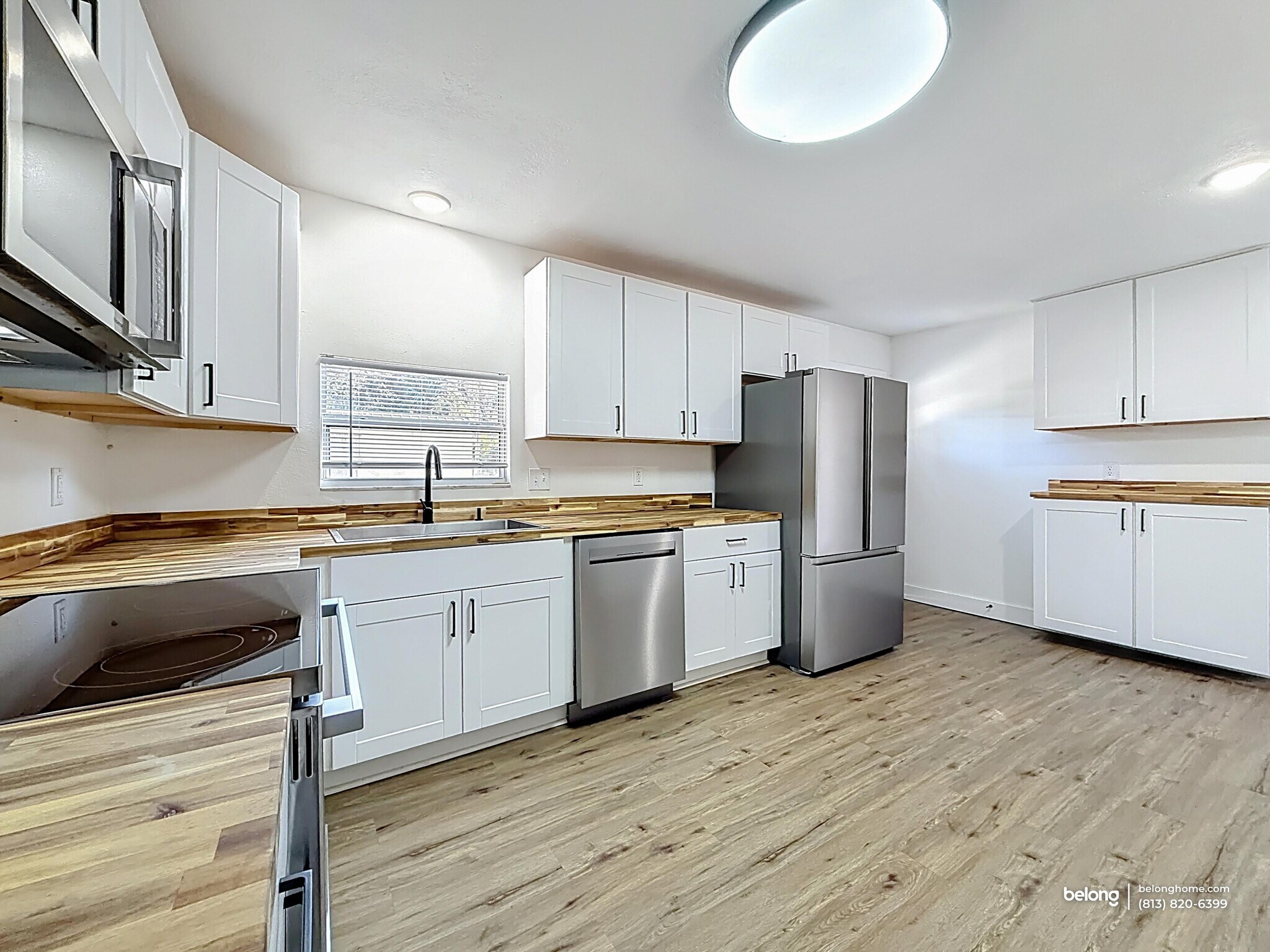 Building Photo - 2211 S Trivet Point