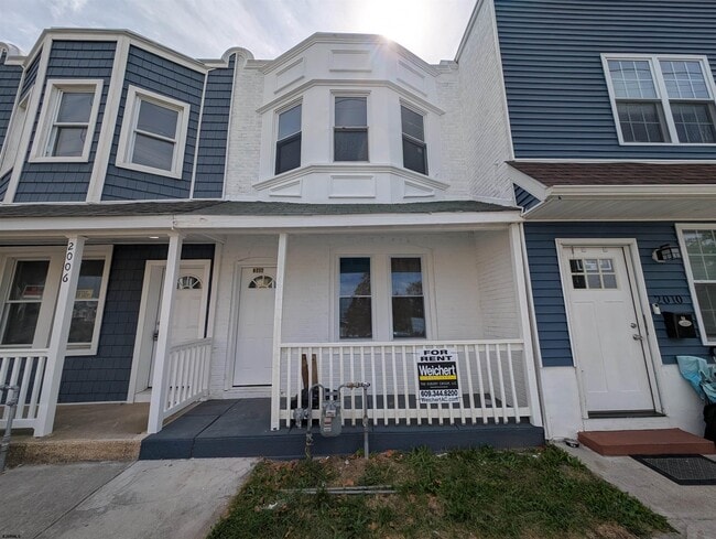 Primary Photo - 2008 McKinley Ave
