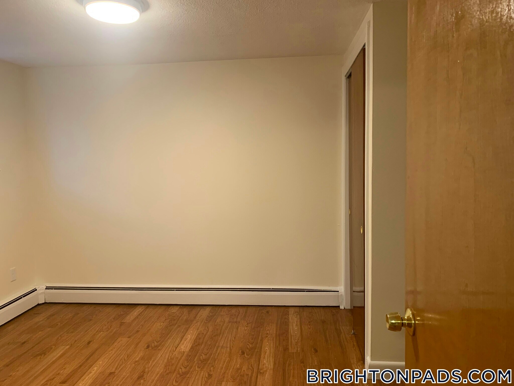 Building Photo - 168 N Beacon St