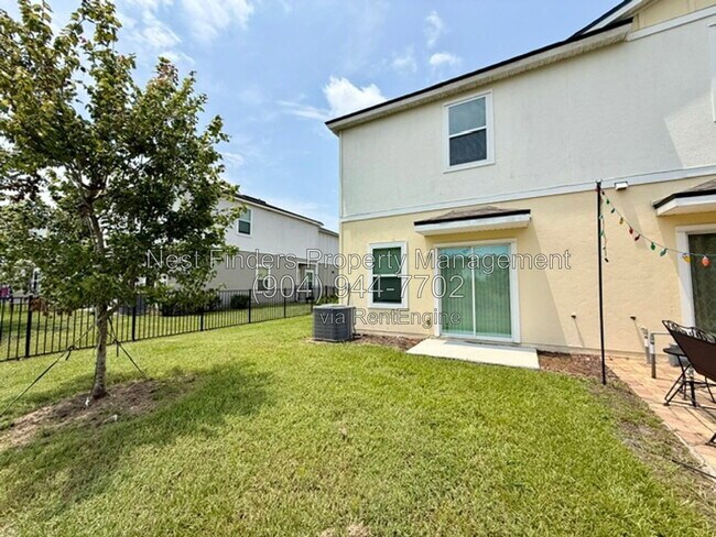Building Photo - 102 Java Ln