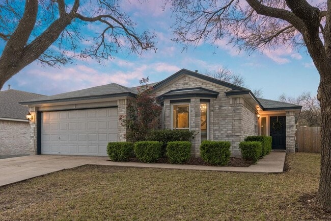 Primary Photo - 1514 Lobo Mountain Ln