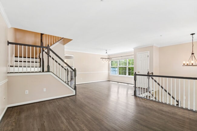 Building Photo - 6237 Cliffside Terrace