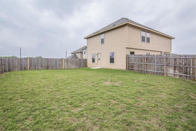 Building Photo - Hunters Pond - 10238 Hunters Pond, San Ant...