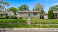 Building Photo - 2317 Roslyn Ave