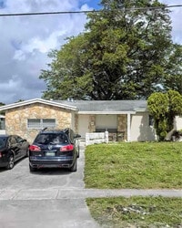 Building Photo - 3601 NW 37th St