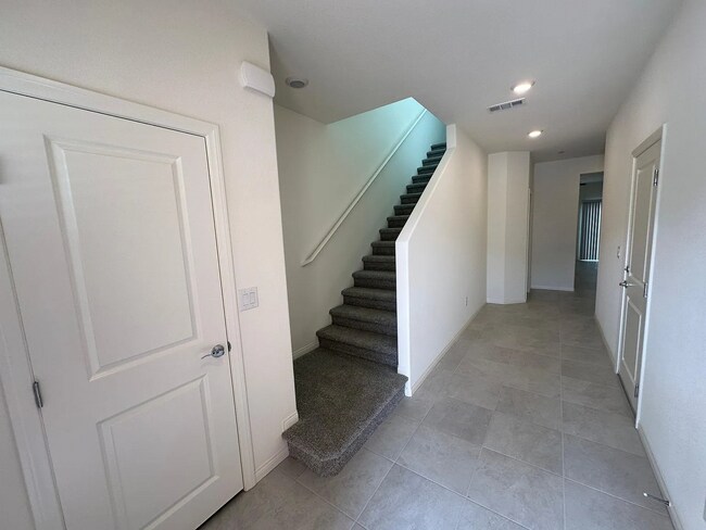 Building Photo - 4492 Merlot Hls Ave