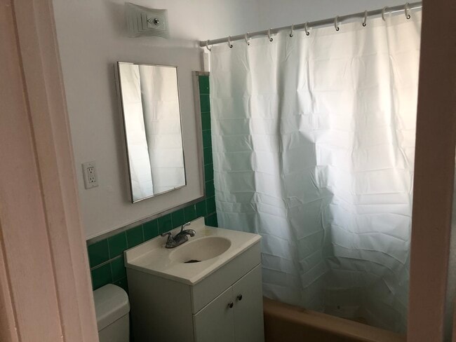 Bathroom - 811 4th St