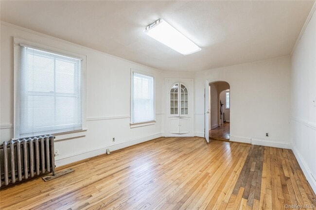 Building Photo - 124 Willow Tree Rd