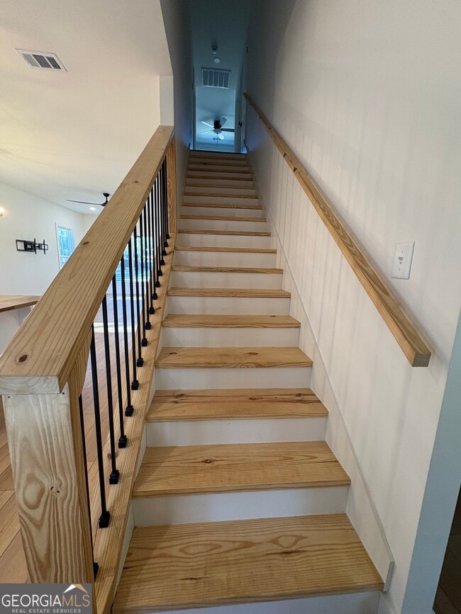 Building Photo - 435 Muskogee Trl