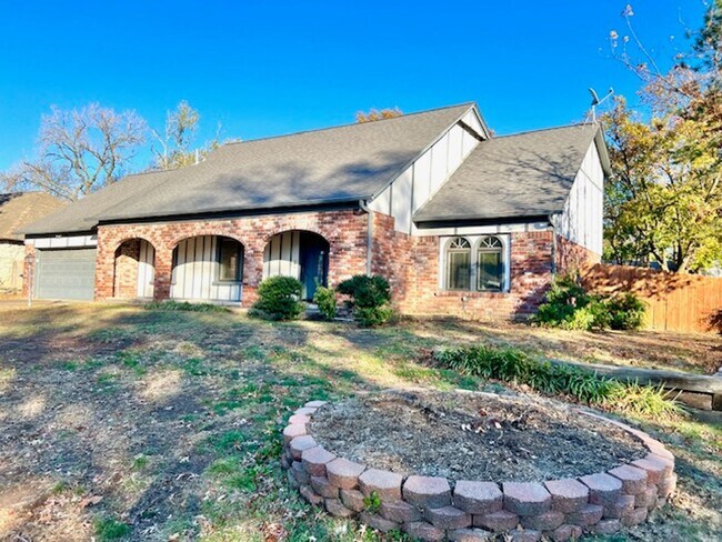 Building Photo - Step into this inviting, sunlit home where space and comfort blend seamlessly