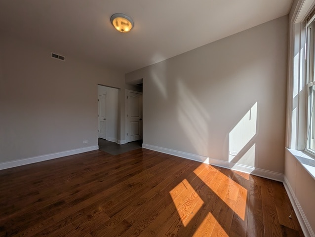 Building Photo - 3048 N Milwaukee Ave