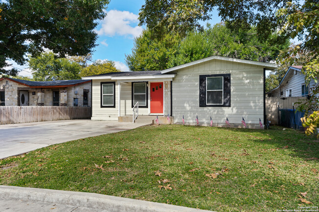 Building Photo - 307 San Angelo Blvd