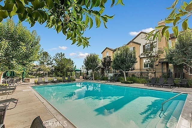 Building Photo - 7 Warmspring Ln