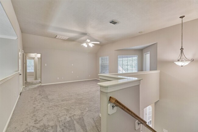 Building Photo - 7 Raindance Ct