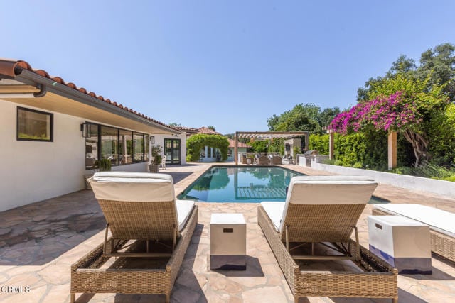 Building Photo - 4435 Encinas Dr