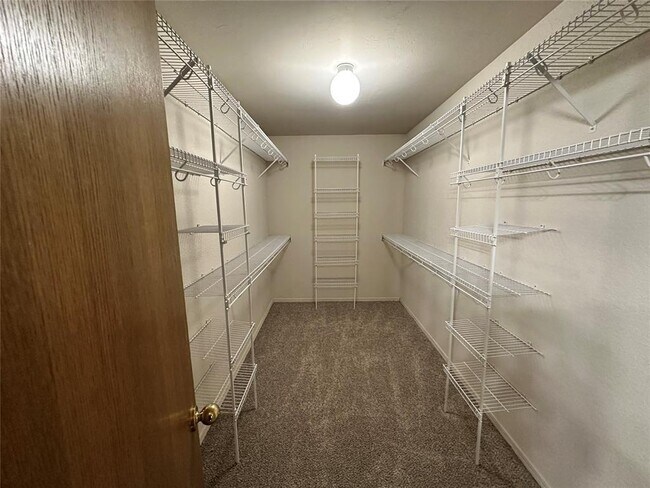 Building Photo - 1819 Duckhawk Ct