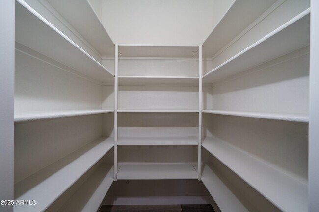 Building Photo - 4609 E Pinnacle Vista Dr