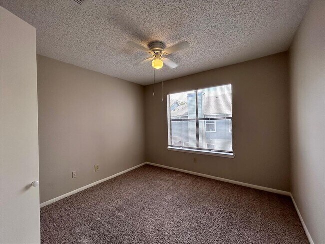 Building Photo - 8900 Schick Rd