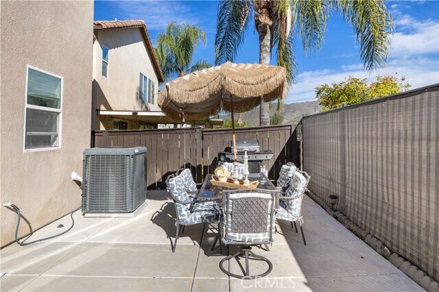 Building Photo - 25090 Acorn Ct