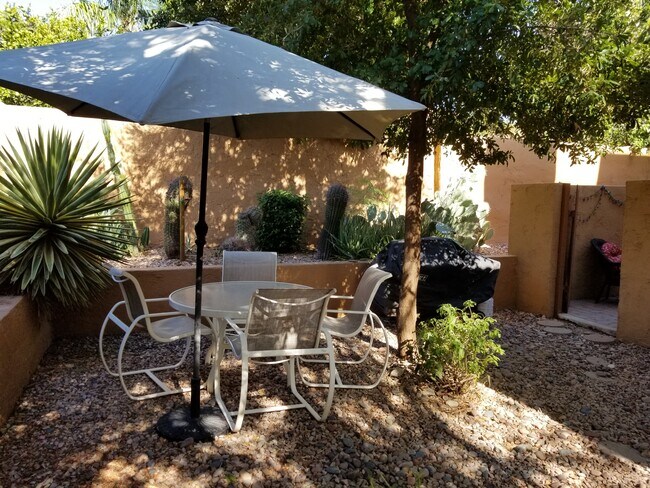 Plenty of outdoor space for gatherings - 5640 E Bell Rd