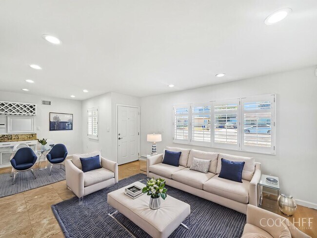 Building Photo - Inviting 3B/1BA Home in Imperial Beach with Patio, Driveway Parking and Coastal Proximity