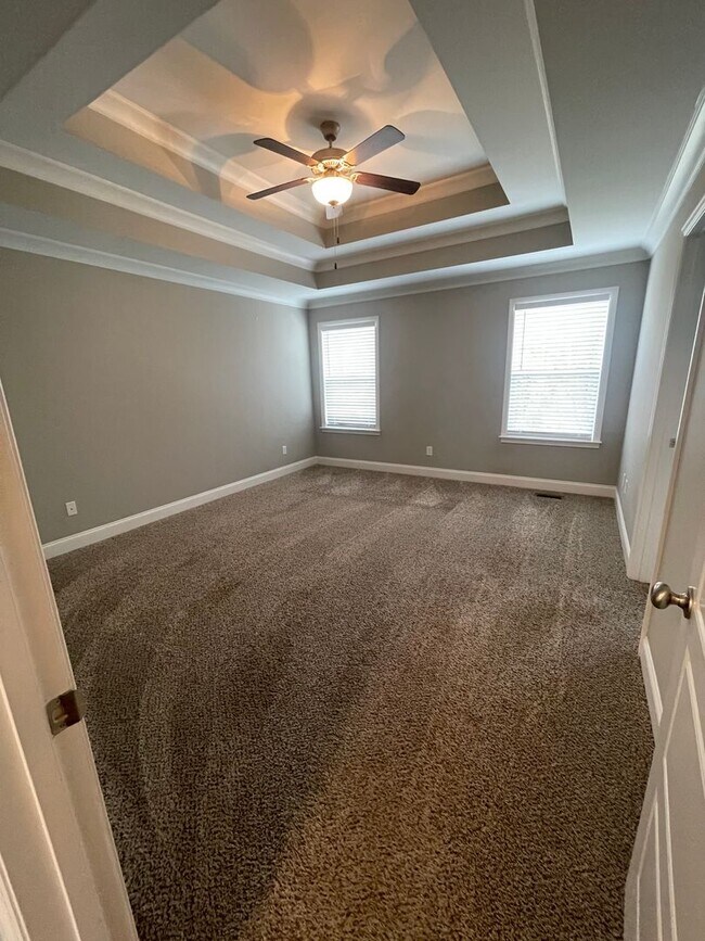 Building Photo - 4 Bedroom + Finished Basement for Rent in Ooltewah