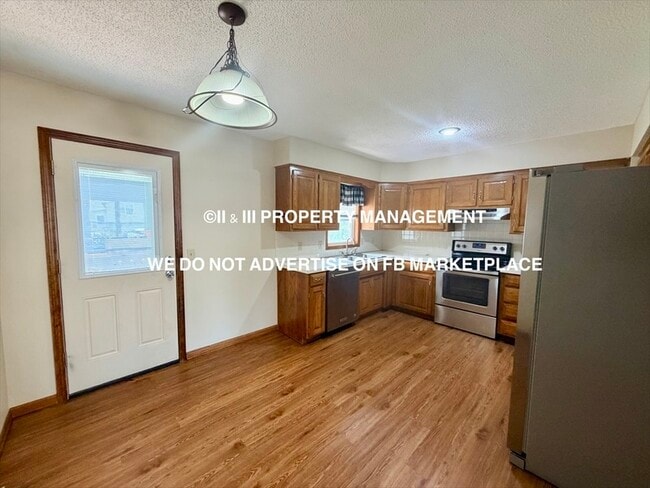 Building Photo - 13864 S Alden Ct