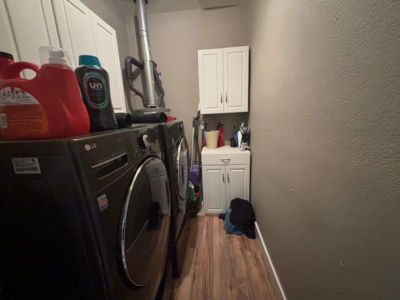 Building Photo - 5430 Whitney Ct