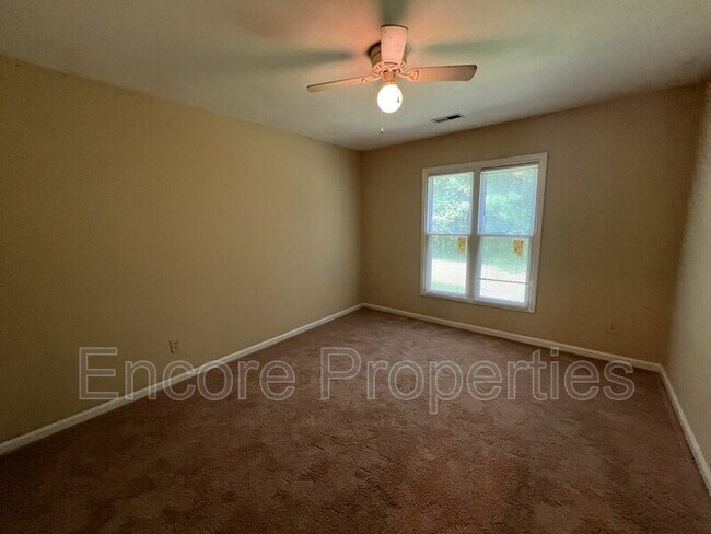 Building Photo - 2532 S Roxboro St