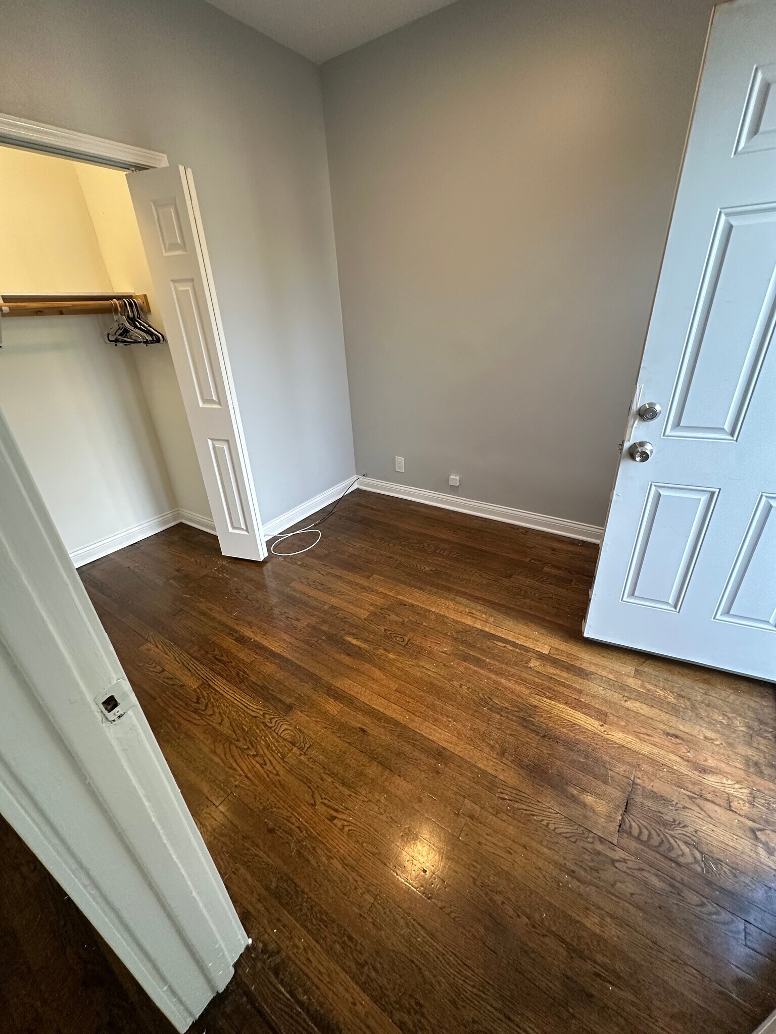 Building Photo - 3733 W Addison St