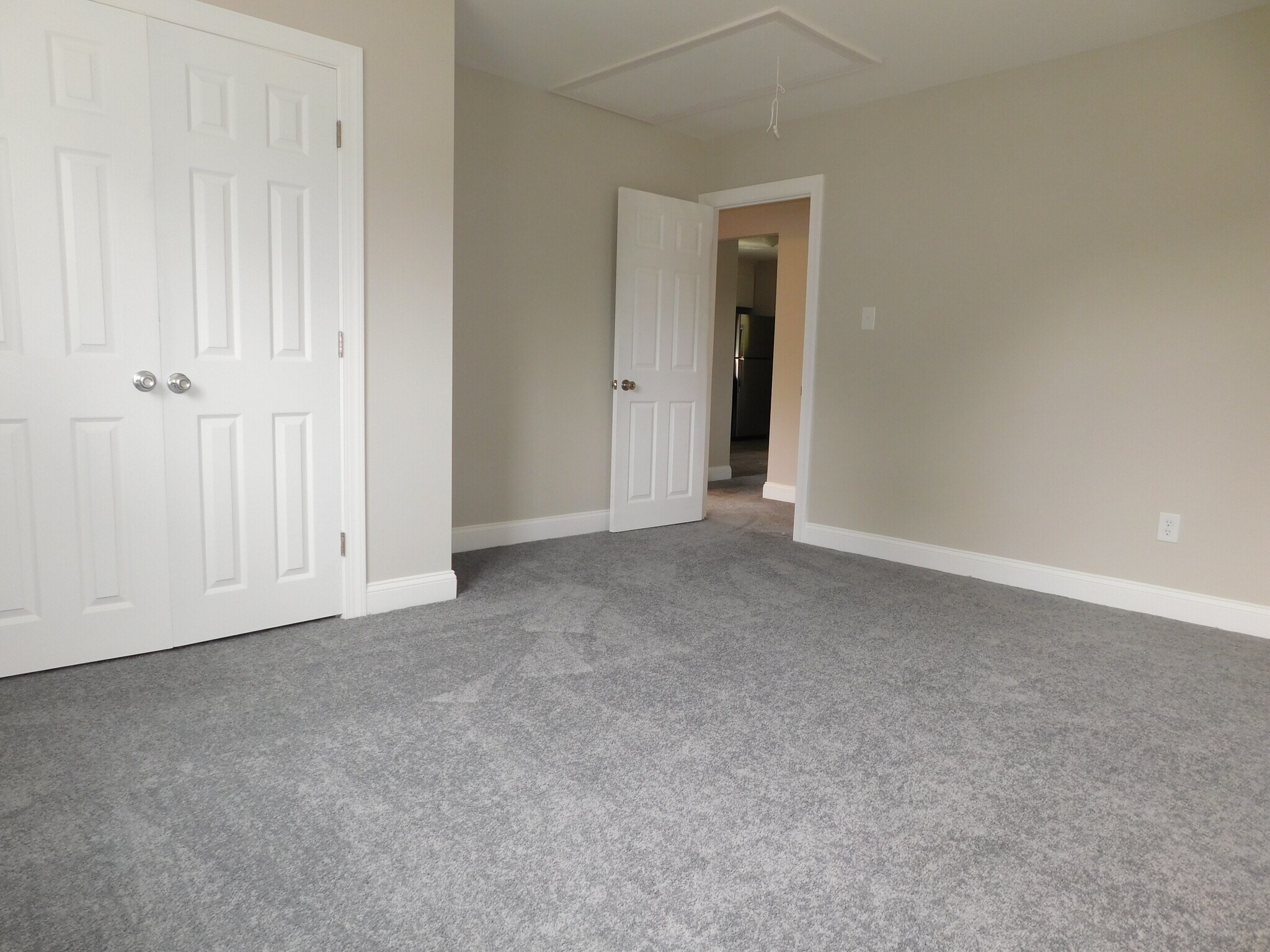 Bedroom 2 - 320 Kalmia St