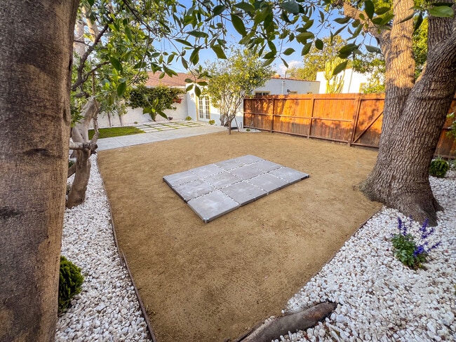 Building Photo - 128 S Brighton St