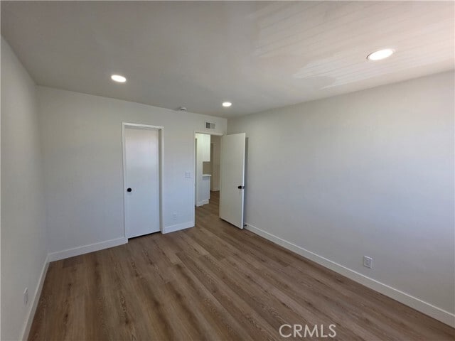 Building Photo - 8831 Sailport Dr