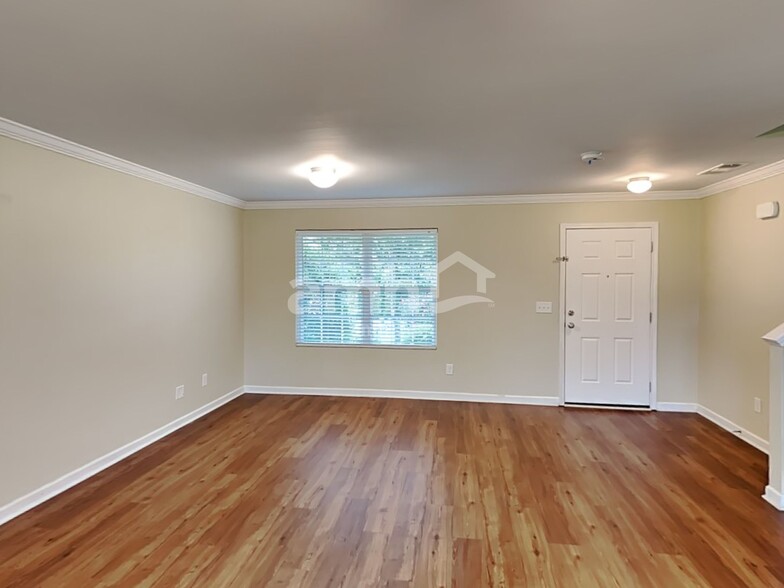 Building Photo - 1039 Fulman Rd