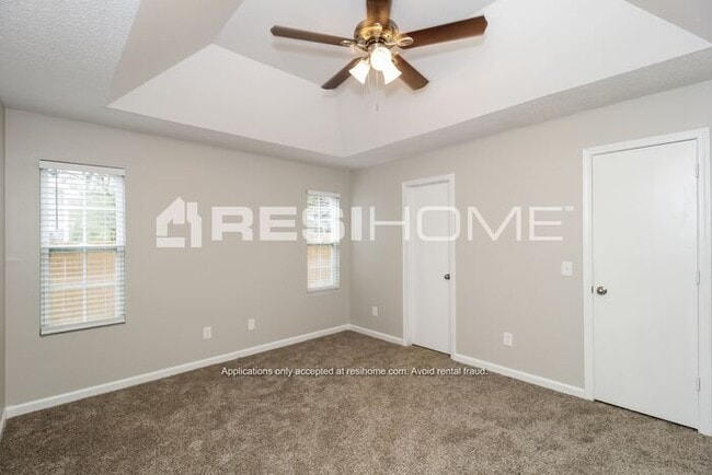 Building Photo - 3501 Baroney Ln SW