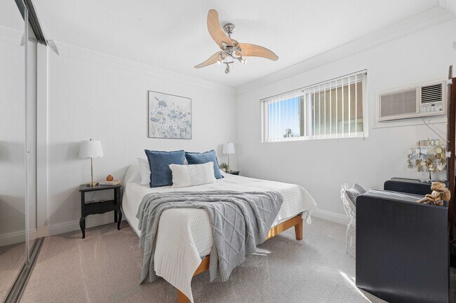 Building Photo - 5505 Adelaide Ave