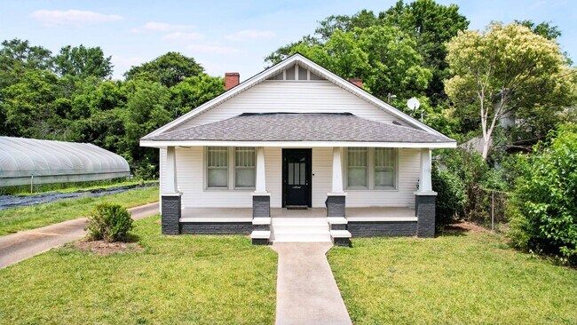 Building Photo - 1166 Pendleton St
