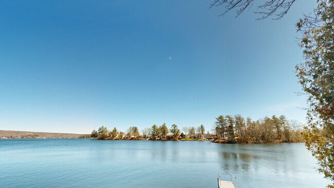 Building Photo - 2 A Cedar Drive-SI ID1380185P