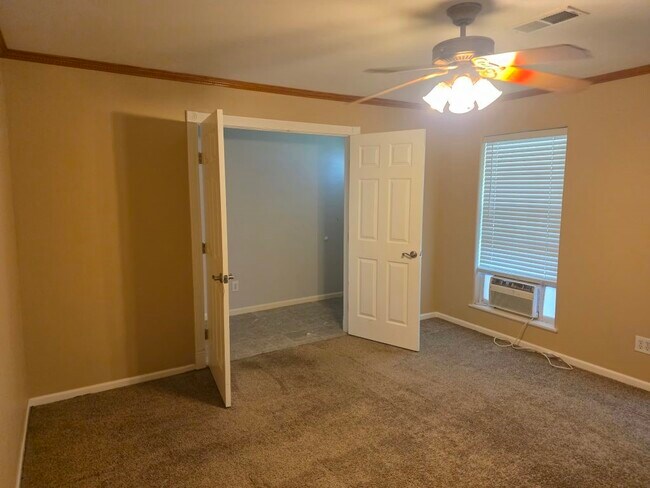 Building Photo - 13600 FM1314