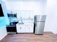 Building Photo - 2339 N 17th St