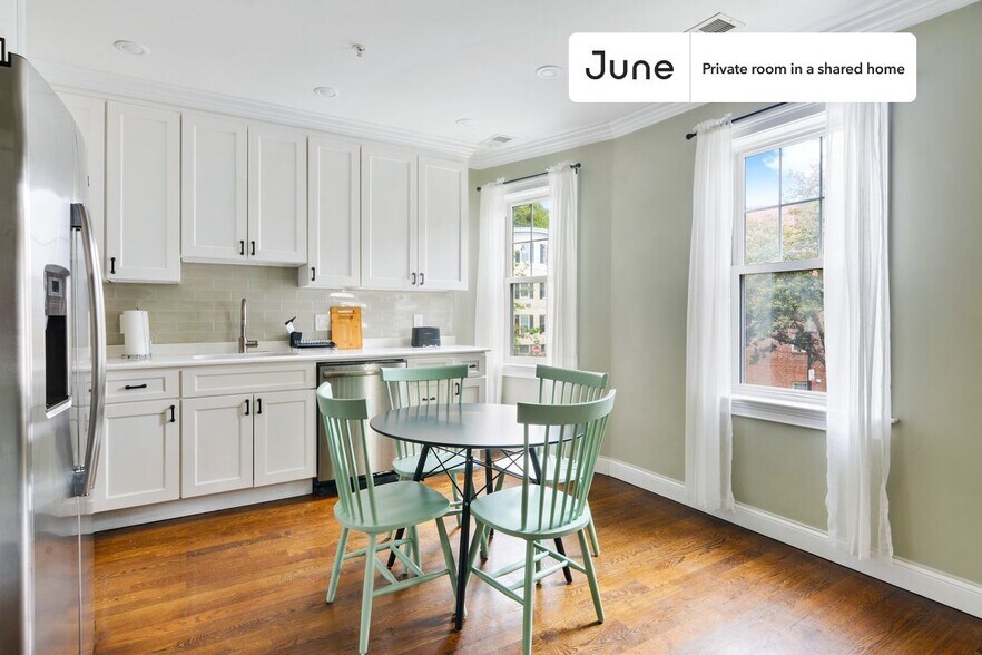Building Photo - Room in Shared 5 bed/1.5 bath home in Brighton