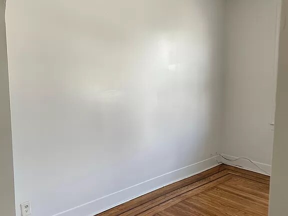 Building Photo - 139 Myrtle Ave