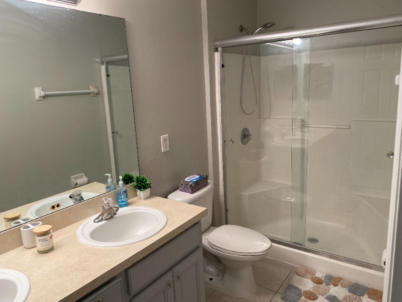 Building Photo - 1737 Royal Ridge Dr