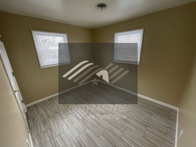 Building Photo - 4381 Marlowe St