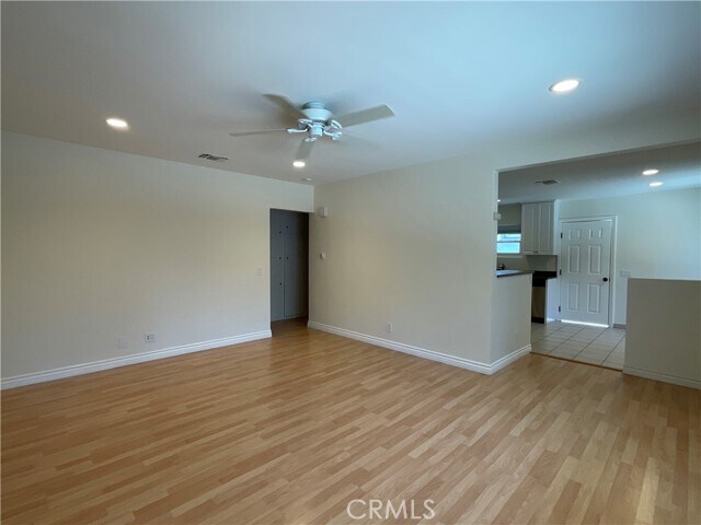 Building Photo - 2641 Santa Ana Ave