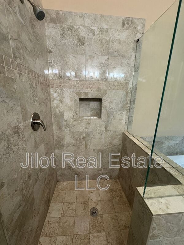 Building Photo - 3134 Chestnut Woods Dr